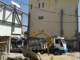 Estrutura de acesso ao futuro hotel